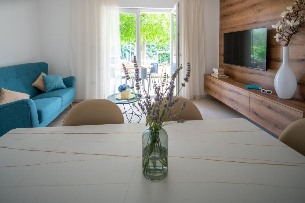Garden Apartment Пакоштане Экстерьер фото